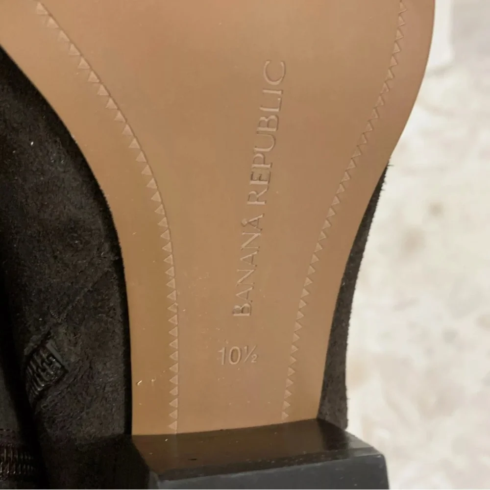 Banana Republic Everyday Ankle Boot Dark Chocolate Size 10.5 New Side Zip Suede